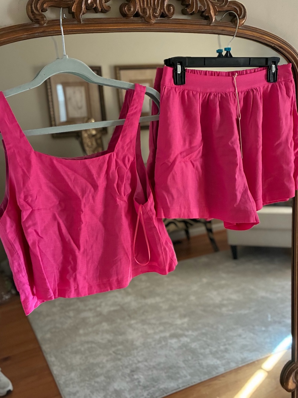 Vici Hot Pink Crop Top and short Set med nwt